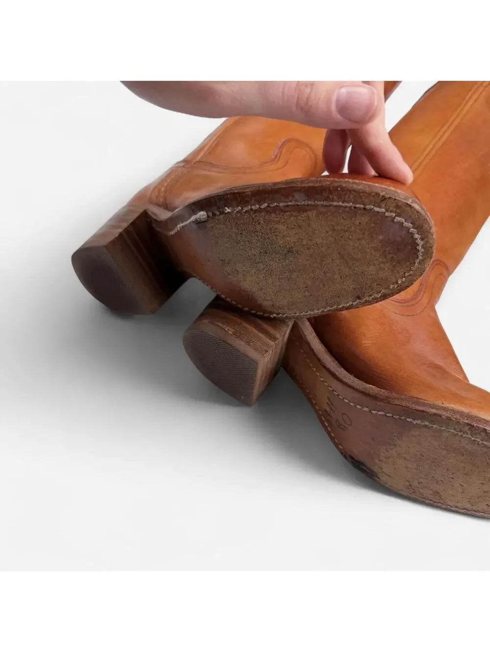 Frye classic 70s